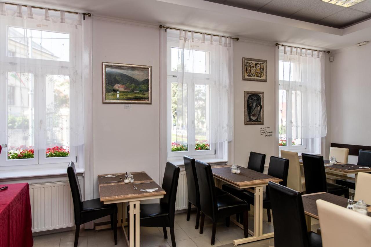 Bed and Breakfast Fényes Vinorium Sopron Esterno foto