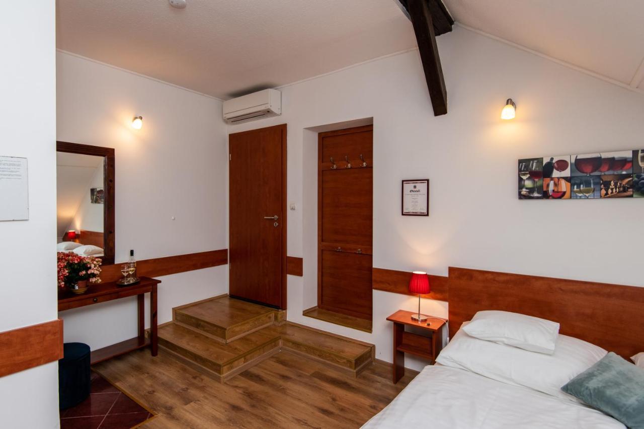 Bed and Breakfast Fényes Vinorium Sopron Esterno foto