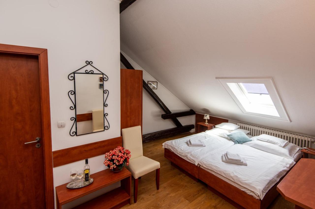 Bed and Breakfast Fényes Vinorium Sopron Esterno foto