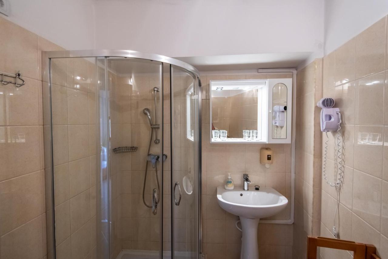 Bed and Breakfast Fényes Vinorium Sopron Esterno foto